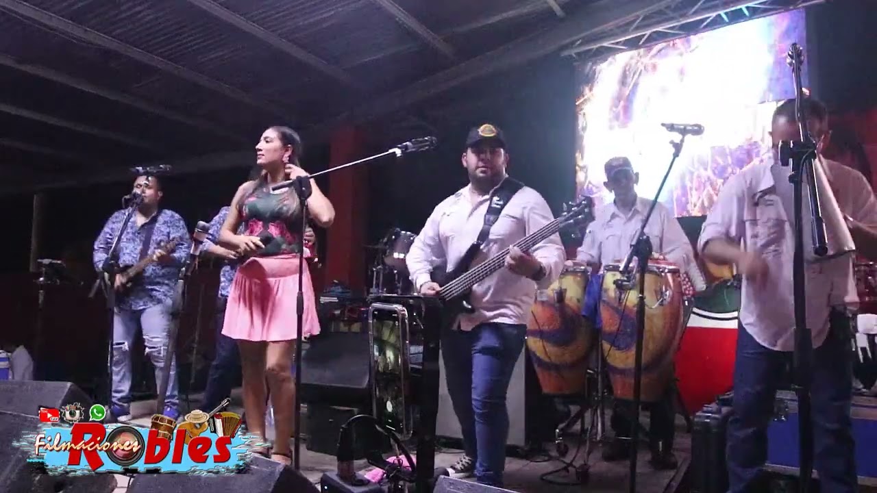 MUÑEQUITA CONSENTIDA EN EL MAS PESADO FEST, NENITO VARGAS, EURIS DE LA ROSA Y LOS PLUMAS NEGRAS