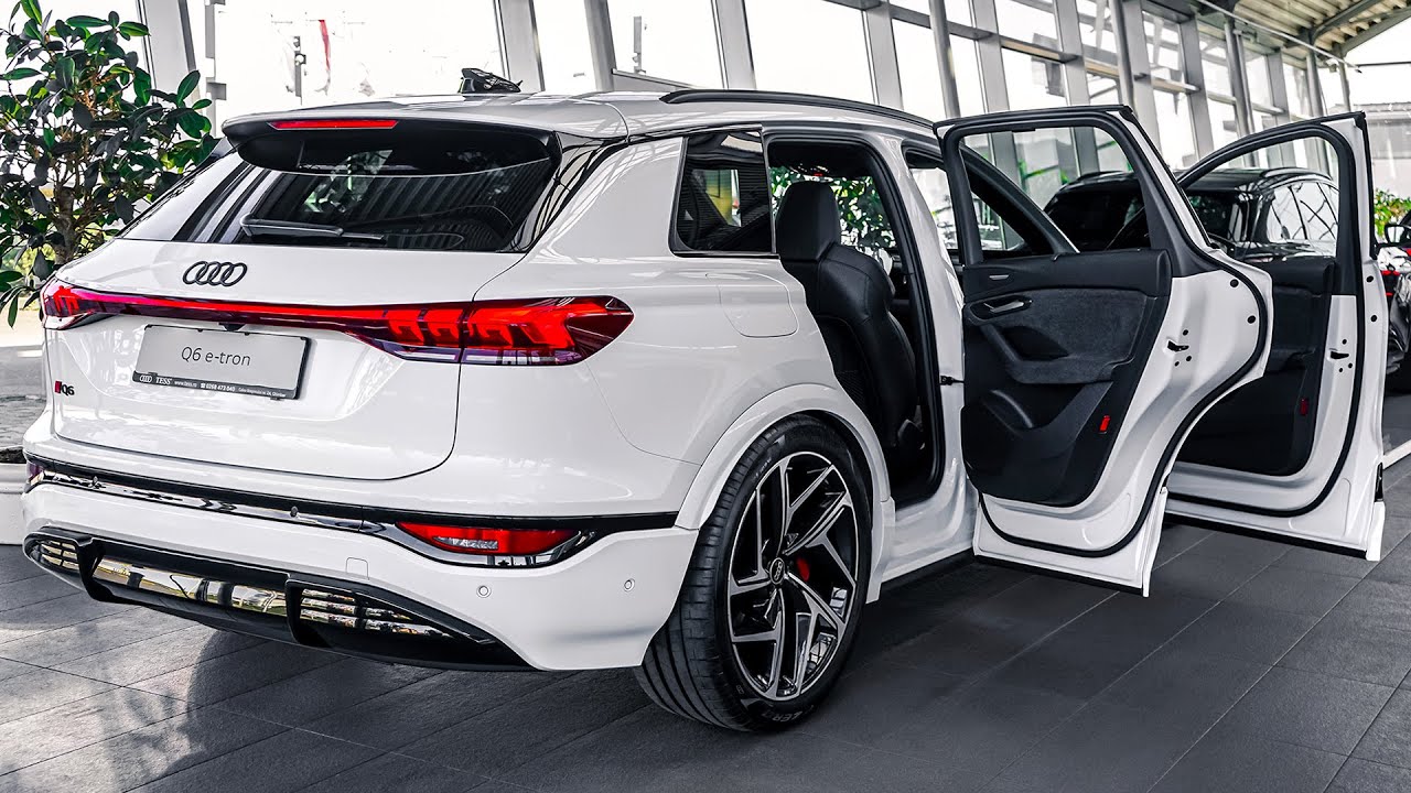 NEW Audi Q6 (2025) - Interior & Exterior In-depth Walkaround