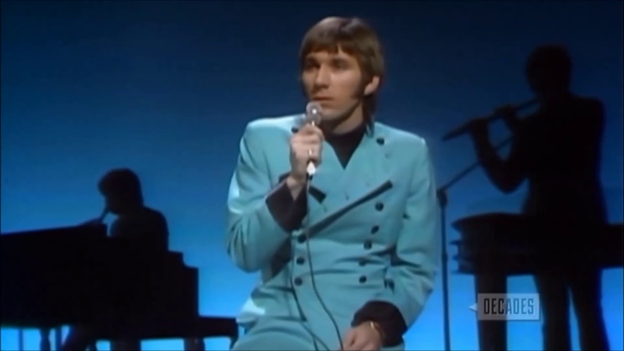 Gary Puckett sings 