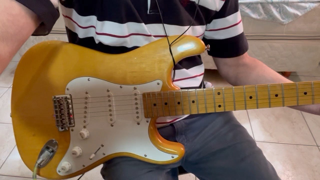 BBD MN3207 - Analog Chorus - Circuit Test with Guitar
