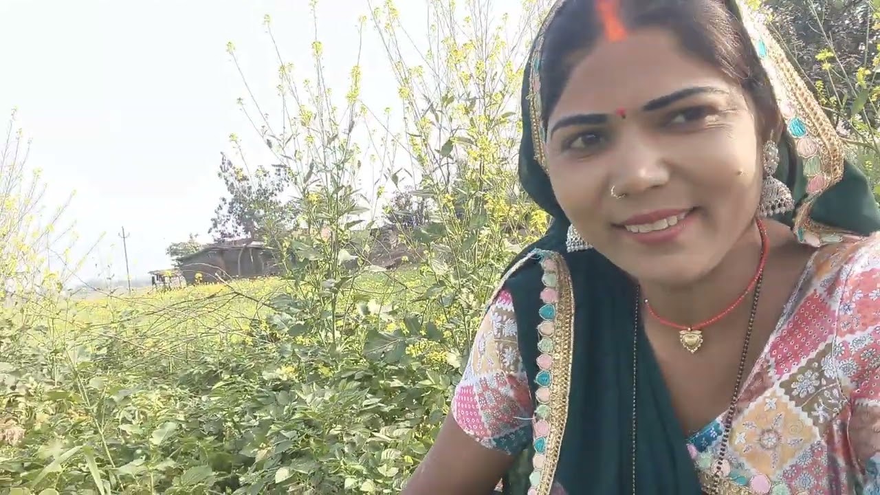 Madhuri ji I Thi aalu Ke khet Mein short video#s