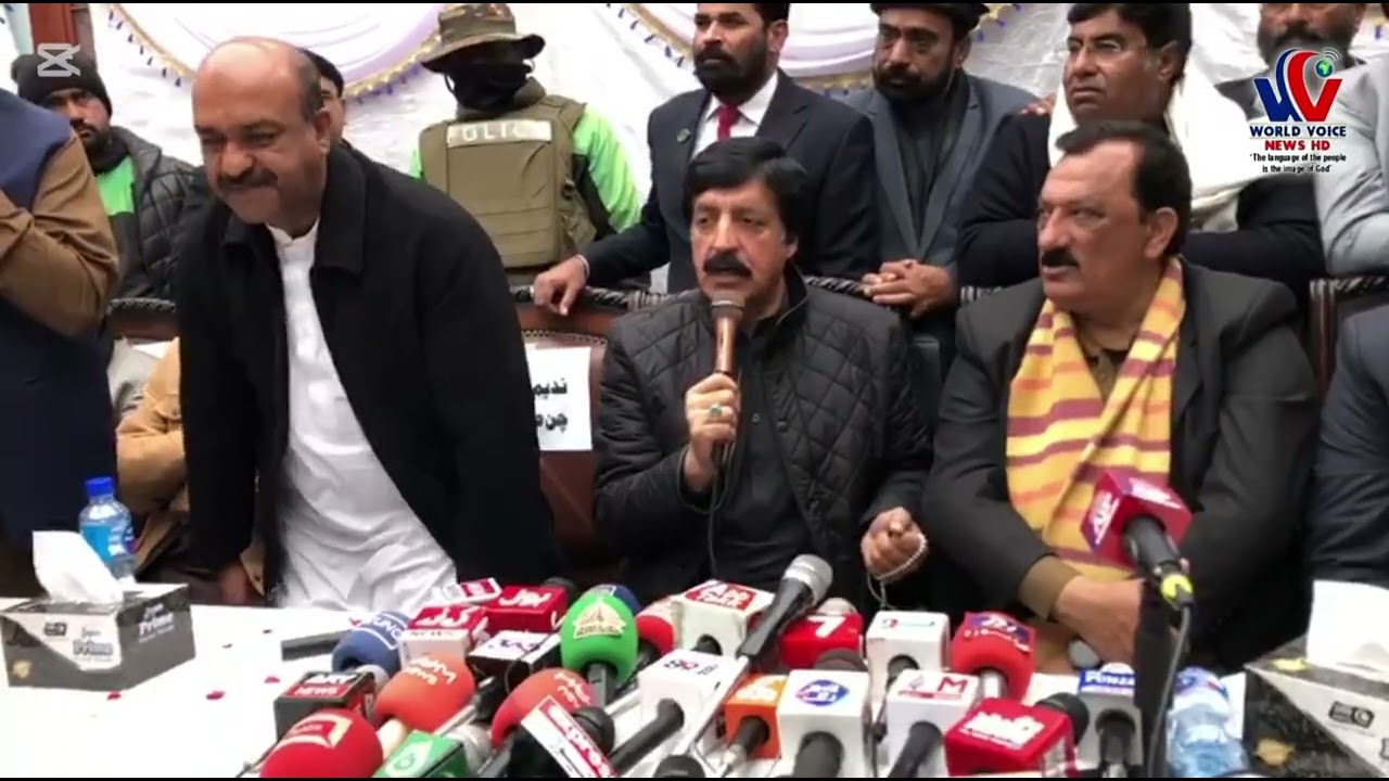 سرگودھا۔گورنرپنجاب سردارسلیم حیدرکاورکرزکنونشن سے خطابسرگودھا۔غریب کیلئے پنجاب میں علاج مشکل