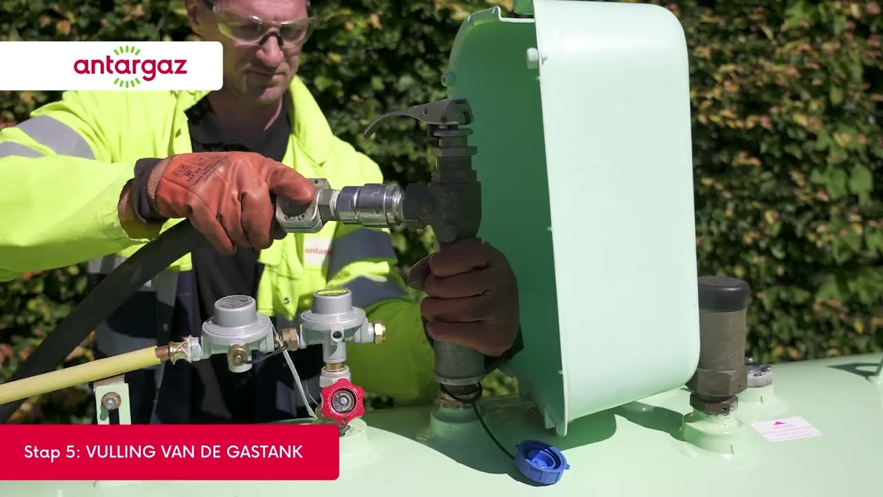 Wat doet onze chauffeur precies wanneer hij de gastank bij jouw thuis komt vullen?