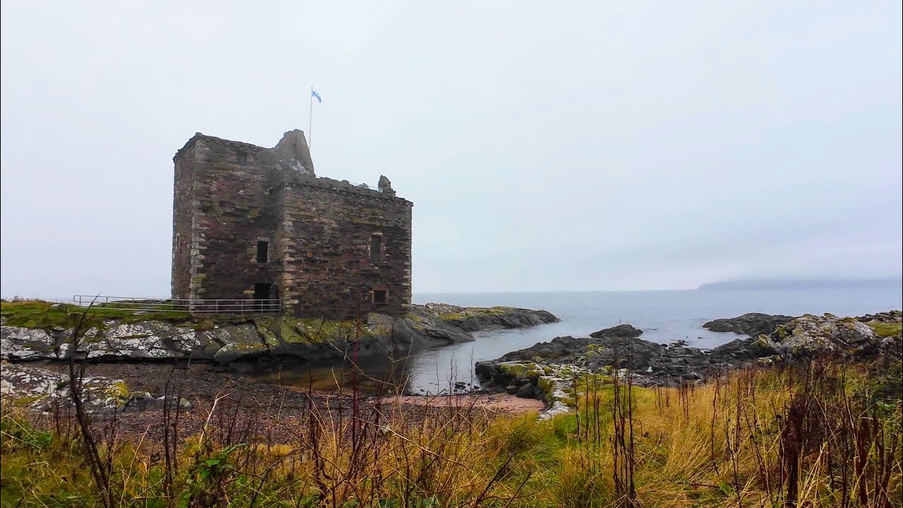 Rainy day coastal hike from Seamill to Portencross Castle - With relaxing piano music | Scotland