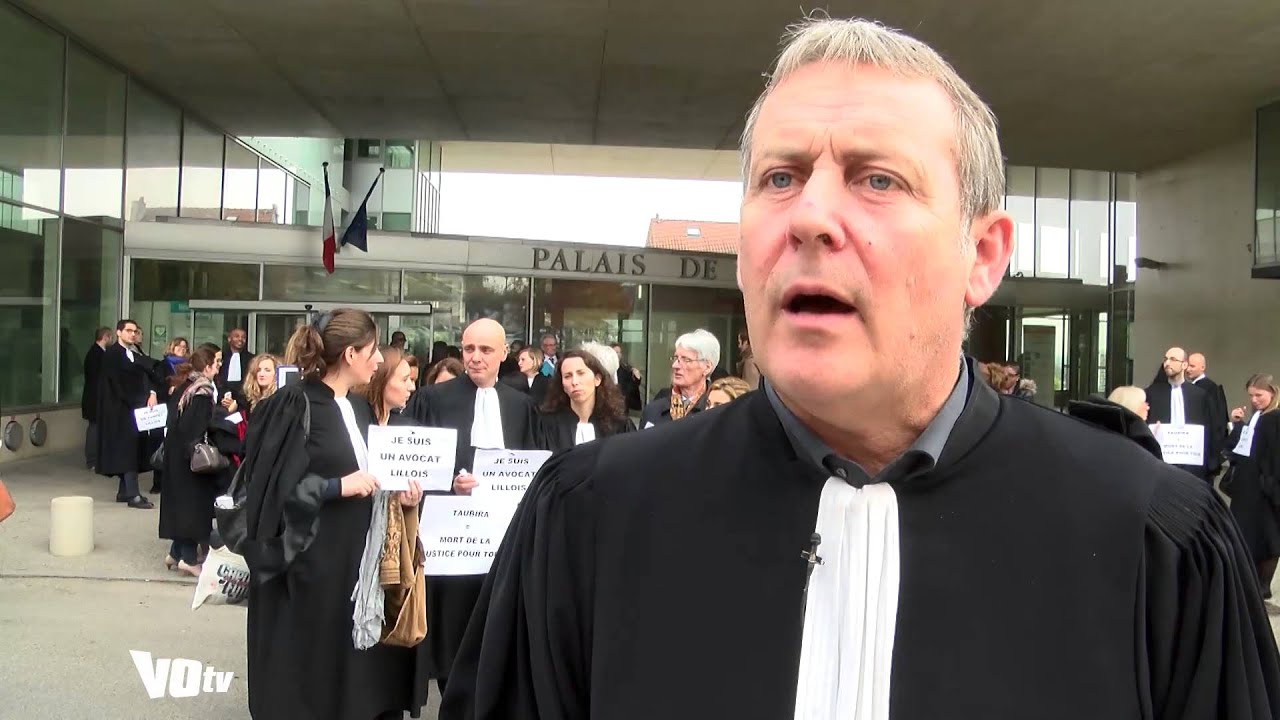 Les avocats en greve contre l'aide juridictionnelle