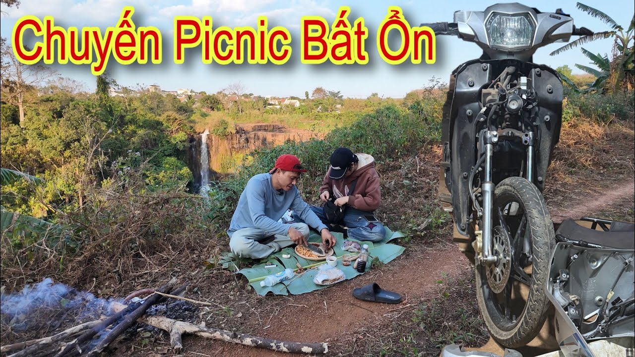 Em Nô Nè Cùng Bé Thuỷ Đi Picnic Thác Xung Khoeng, Khi Về Bất Ngờ Bị Tai Nạn Xe