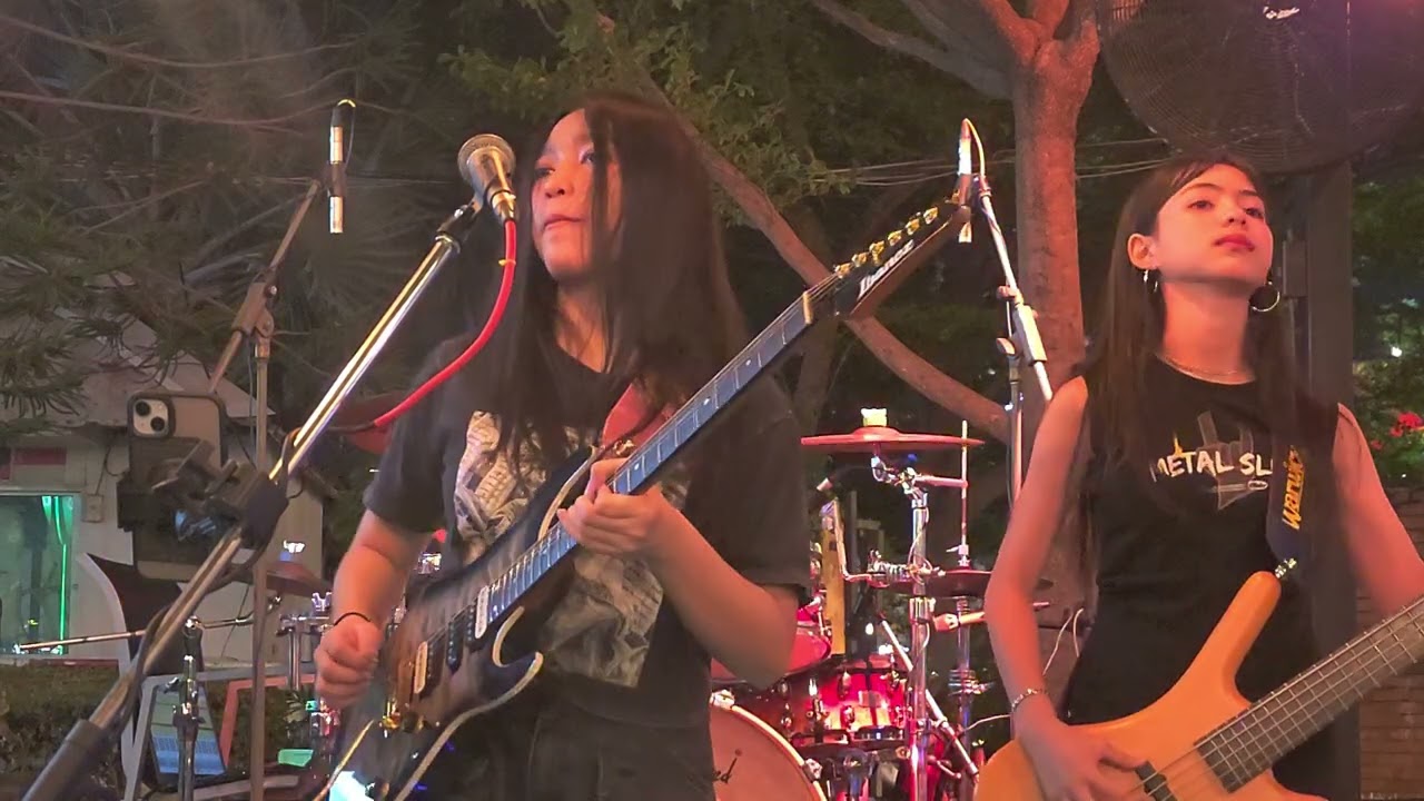 PettyRock Experience Live at Dicey Reilly Pattaya Jan 16 2026 with Still got the blues - Gary Moore