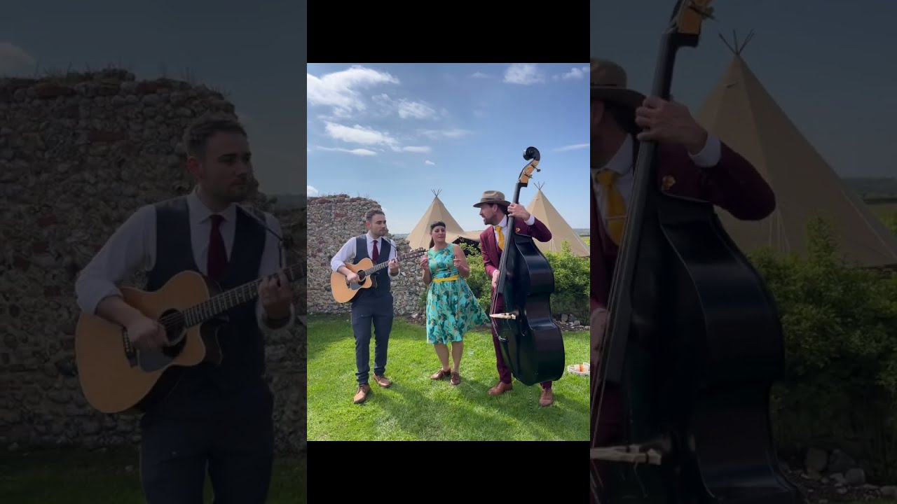 Acoustic Roaming Band in Surrey - Dan & Friends