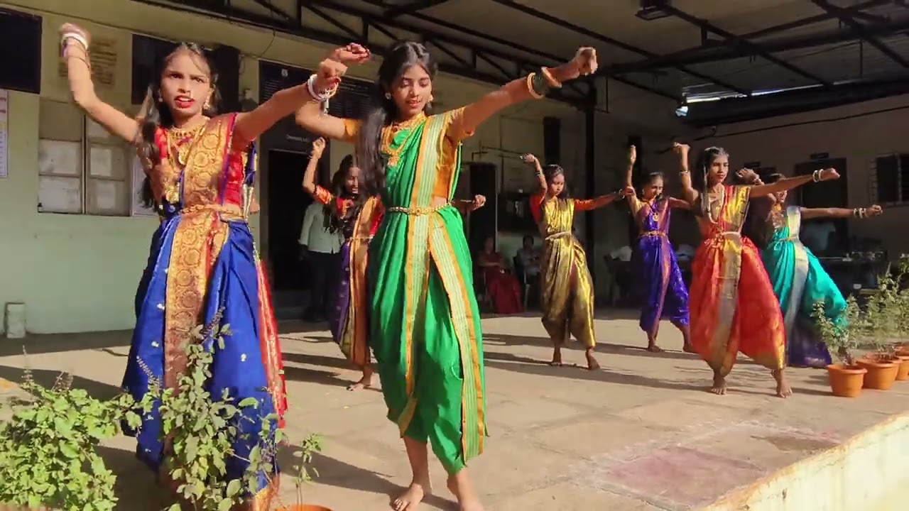 9th 24 Vidyadham prashala shikrapur