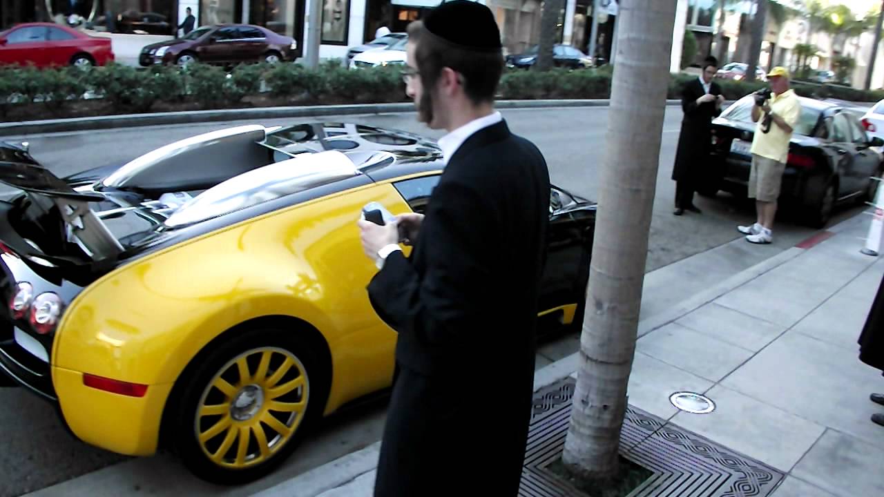 Bugatti Veyron in Beverly Hills,Rodeo Drive