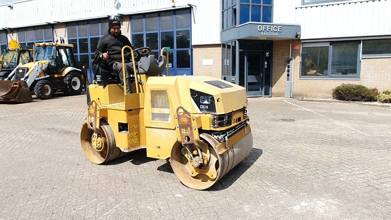 Caterpillar CB24 2010