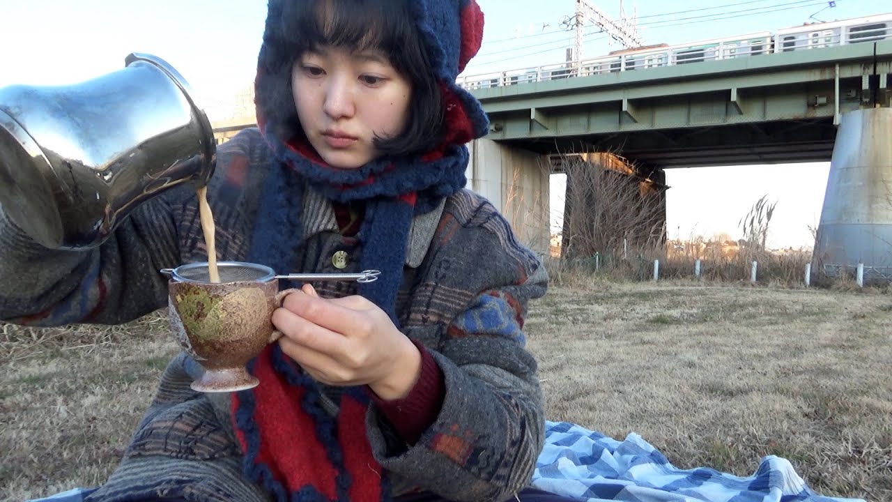 ひとり小麦粉パーリー in 世田谷線沿い｜散歩とチャイとピクニック