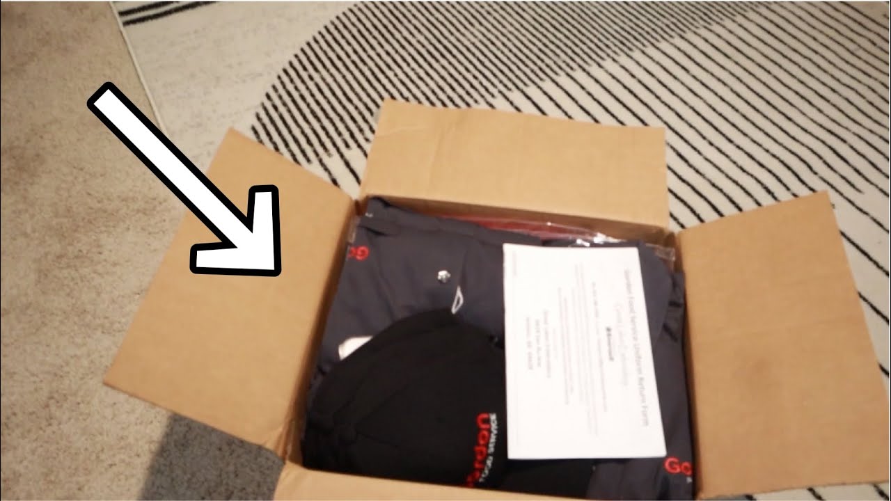 🚨UNBOXING MY GORDON FOOD SERVICE UNIFORM! DELIVERY DRIVER GEAR! #trucking #gordonfoodservice