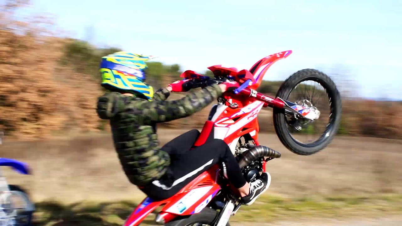 WHEELING EN BETA RR 50 FACTORY ! DU TRÈS TRÈS SALE