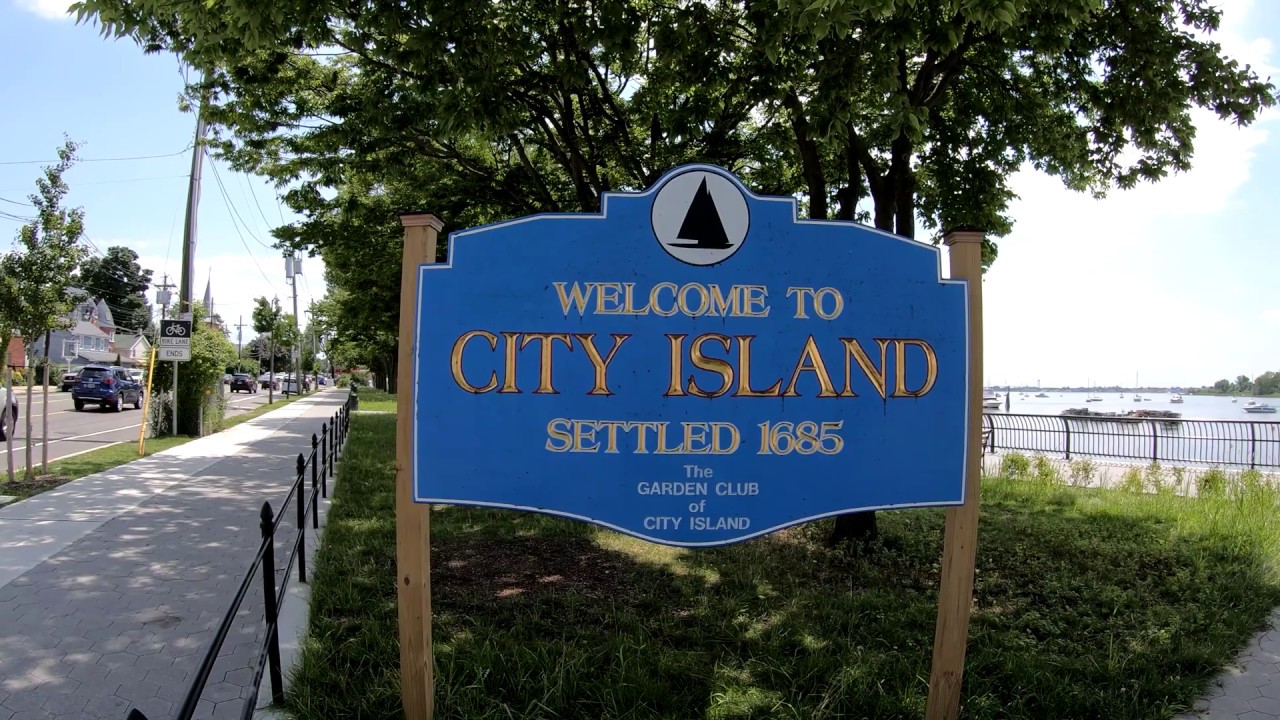 ⁴ᴷ⁶⁰ Walking NYC (Narrated) : City Island, Bronx (Quiet Ocean Town of NYC) (August 1, 2019)