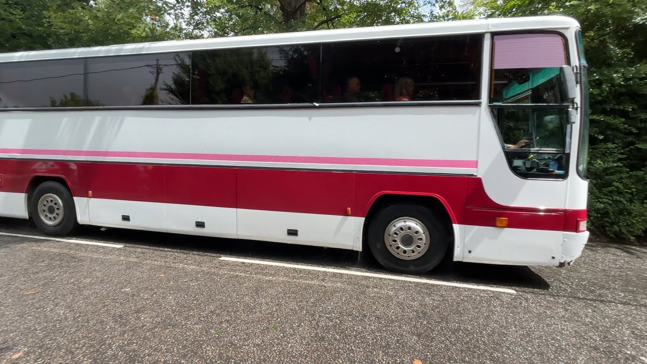 Volvo B10M-62 / Plaxton Premiere 350 | T502EUB | Cresta Coaches | Route 409 | Alton | 20/07/25