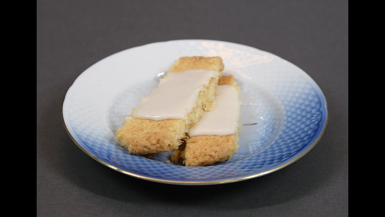 Fedtebrød – med smør, kokos og rom-glasur!