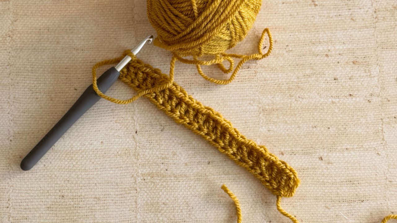 Chainless foundation treble crochet row