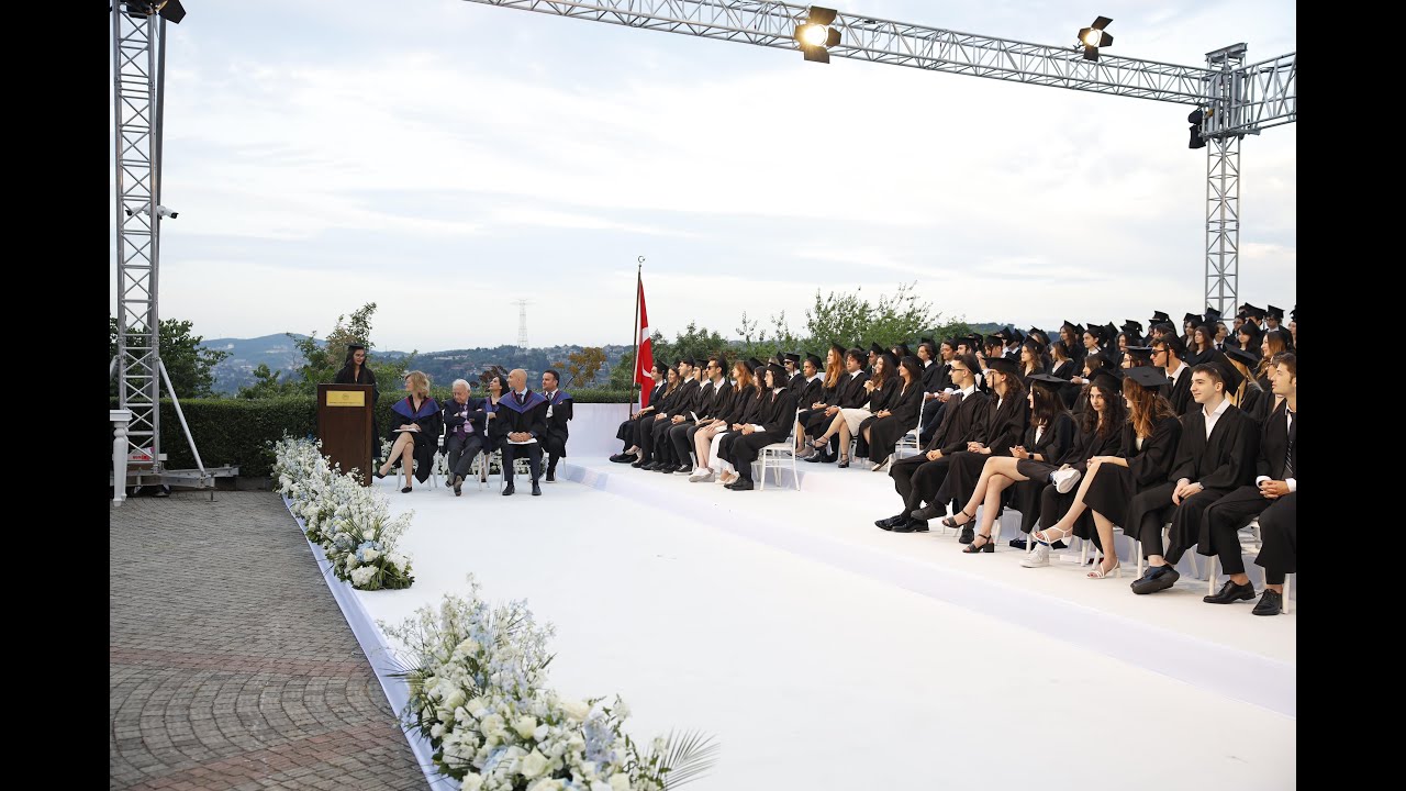 RC' 23 Mezuniyet Töreni Öğrenci Konuşması Ece Duygu Ekşi | Robert Kolej 2023