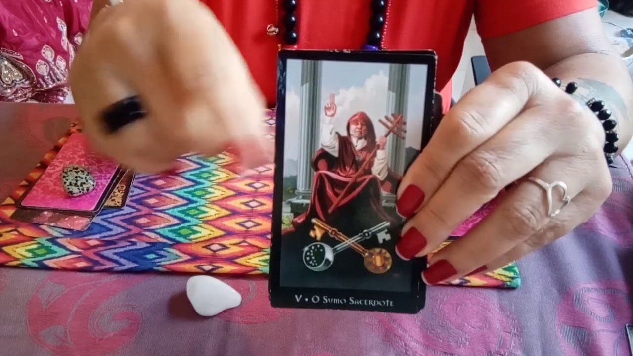 #TAROT. A(O) RIVAL, DESCONFIA DA MINHA EXIST&Ecirc;NCIA?💓💃🤔 CONSULTAS:21981695519