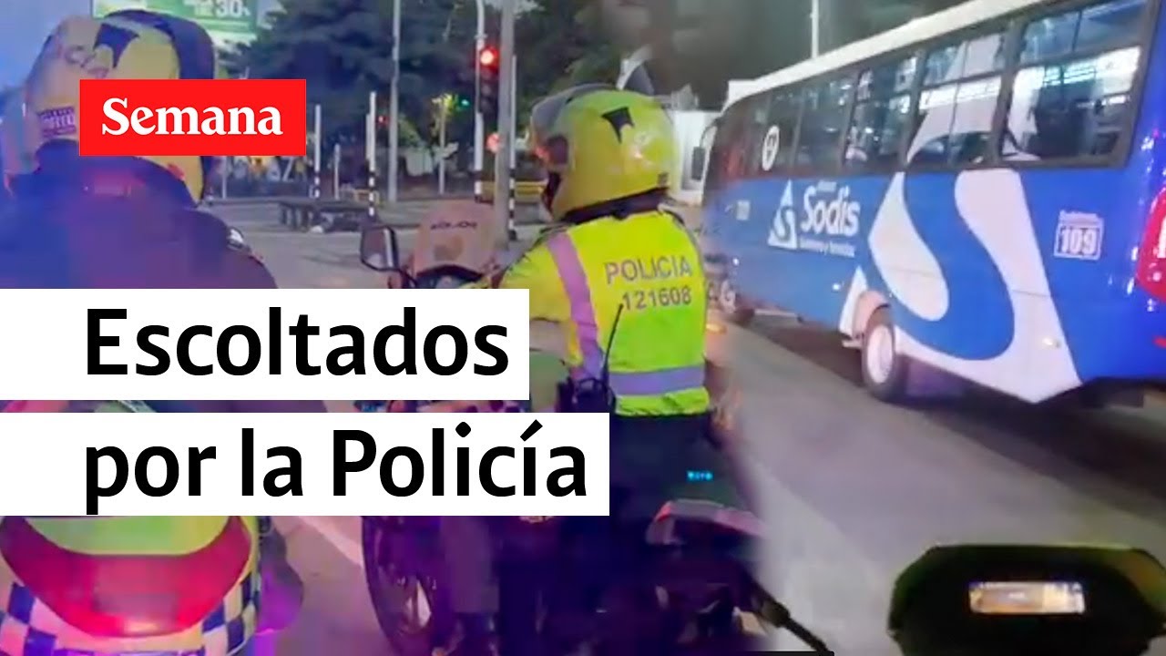 Así escolta la Policía a los conductores de buses en Barranquilla | Videos Semana