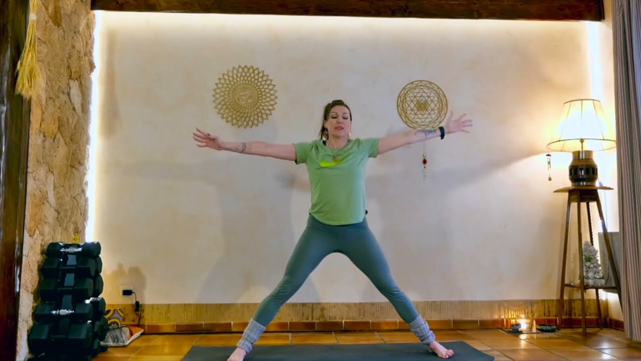 30 minutes de pilates sans matériel niveau intermédiaire.