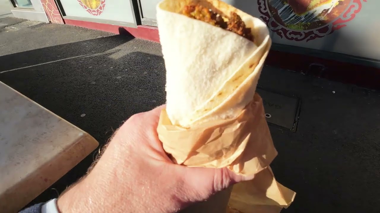 Food of the World in Melbourne   Falafel 1 - جولة الفلافل في ملبورن الجزء الاول