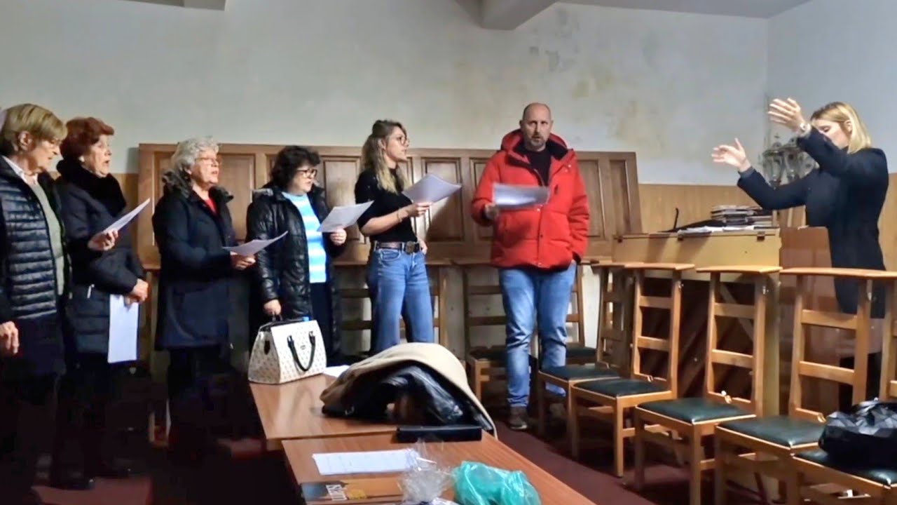 22. studeni, Sv. Cecilija, proba Župnog zbora pred misu svoje zaštitnice (Bol - Brač)