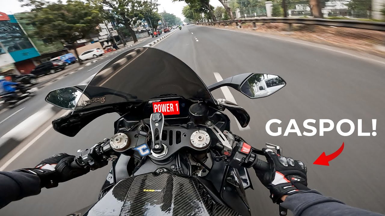 Yamaha R1 Mode A, Tapi di Dalam Kota 😳