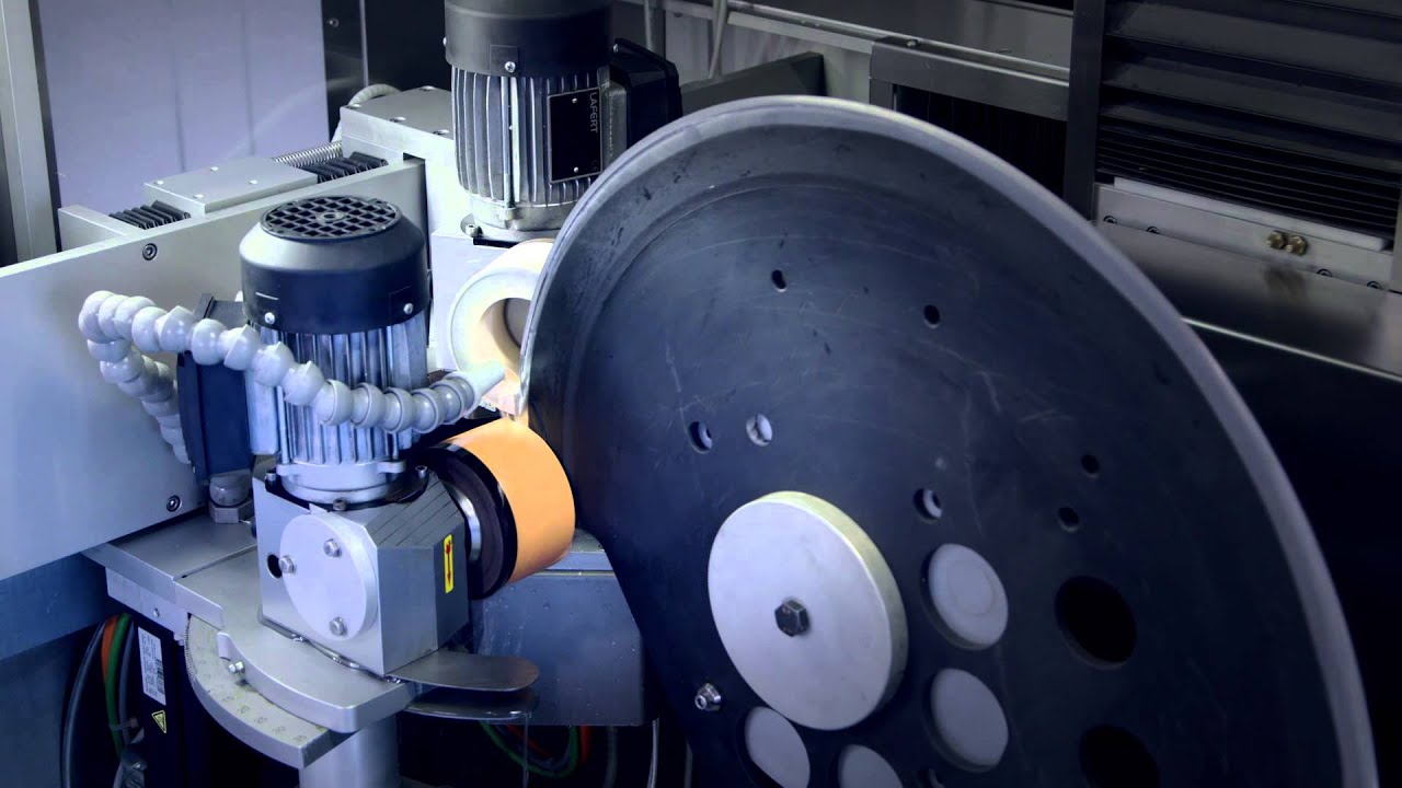 Grinding Machine for Sickle-shaped and Circular Knives A 95