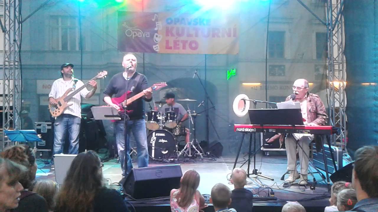 Jaroslav Uhlíř Live - Mix písní - Opava (18.8.2016)
