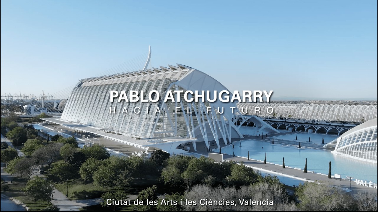 Pablo Atchugarry - Hacia el Futuro, Valencia