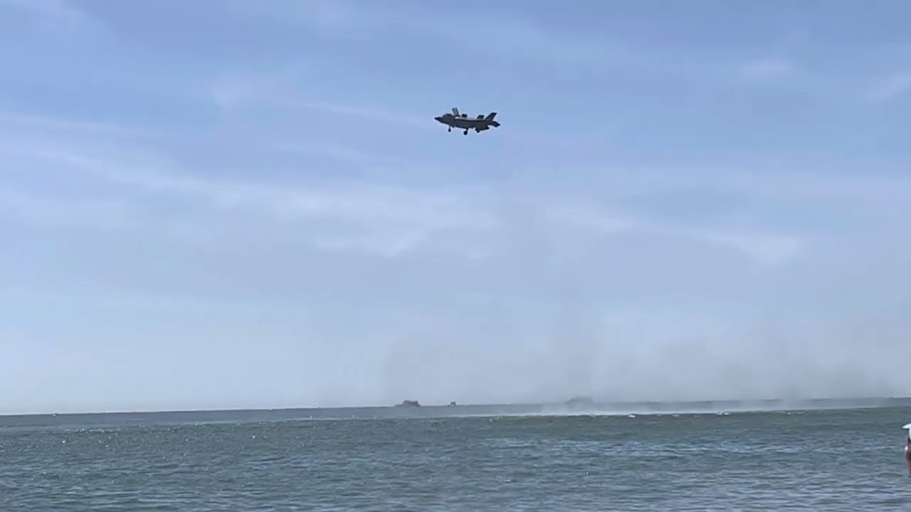 F-35B Hover Over Jones Beach!