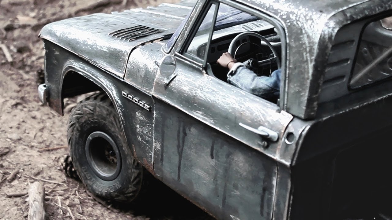 Scratches & Dents 1961 Dodge D100 1/6