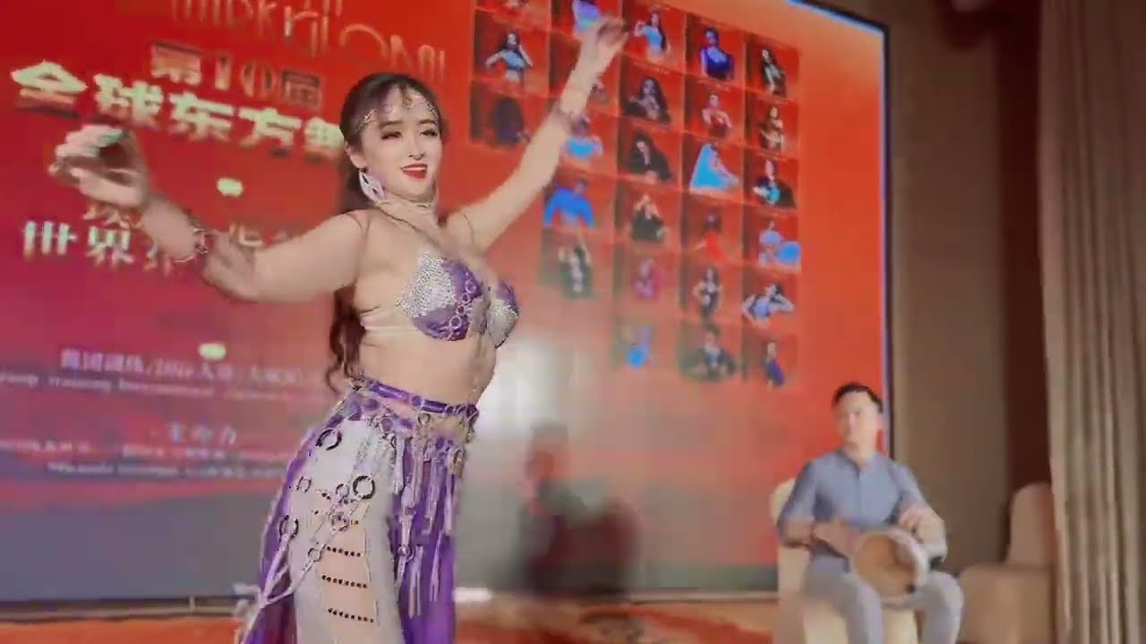 Ahwak أهواك | orginal song by Abdel Halim Hafez | Performance in Nile Festival | Joanna Zhang