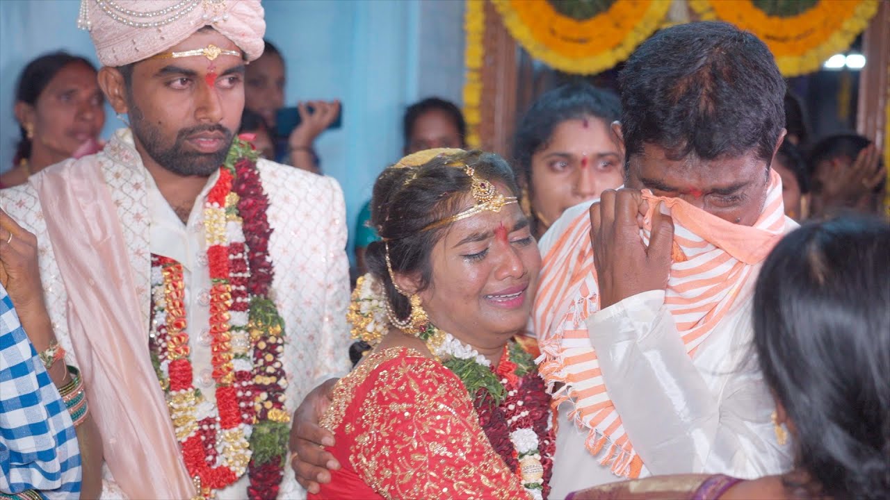 Appaginthalu emotional | Father Daughter Emotional Moments | Best Emotional Wedding Moments Telugu