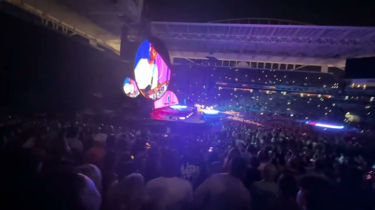 Every Teardrop is a Waterfall - Coldplay - Miami 7/27/25