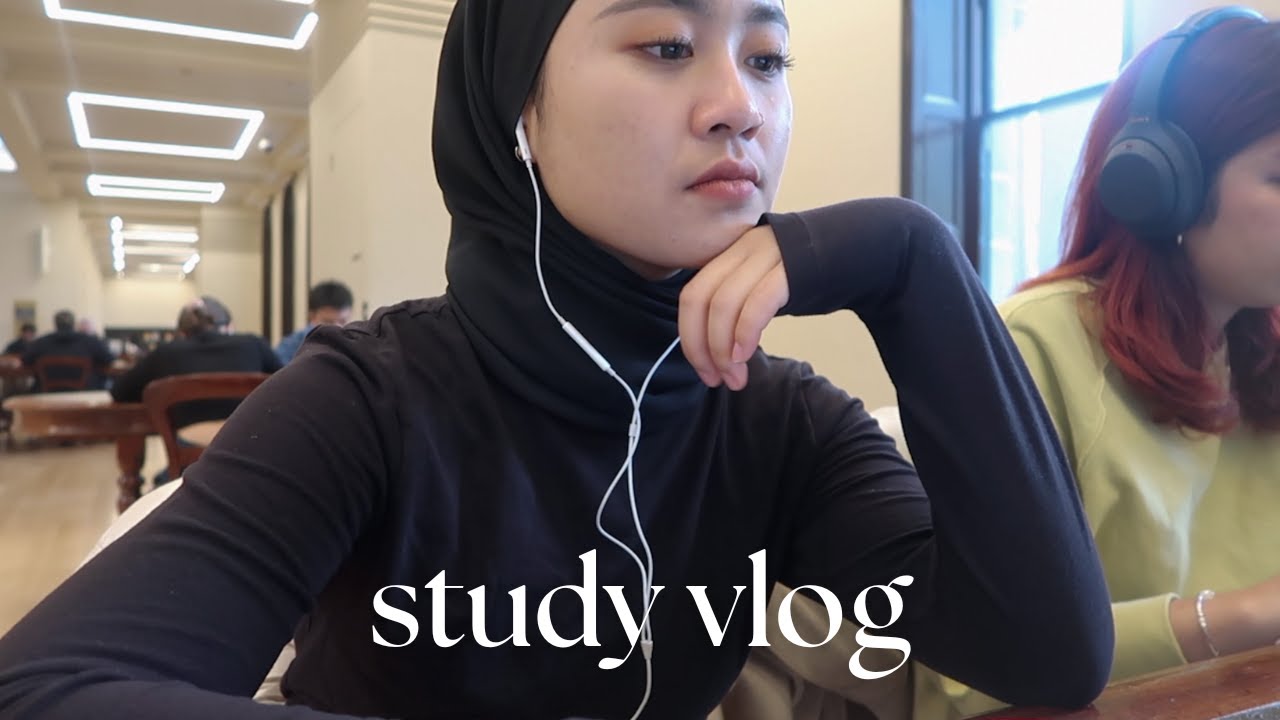 stressed for uni but make it aesthetic