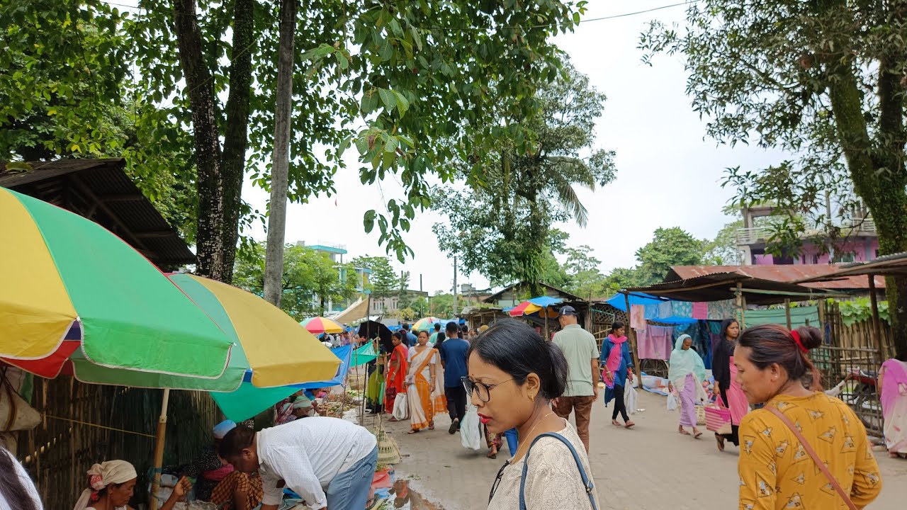 sunday market jonai