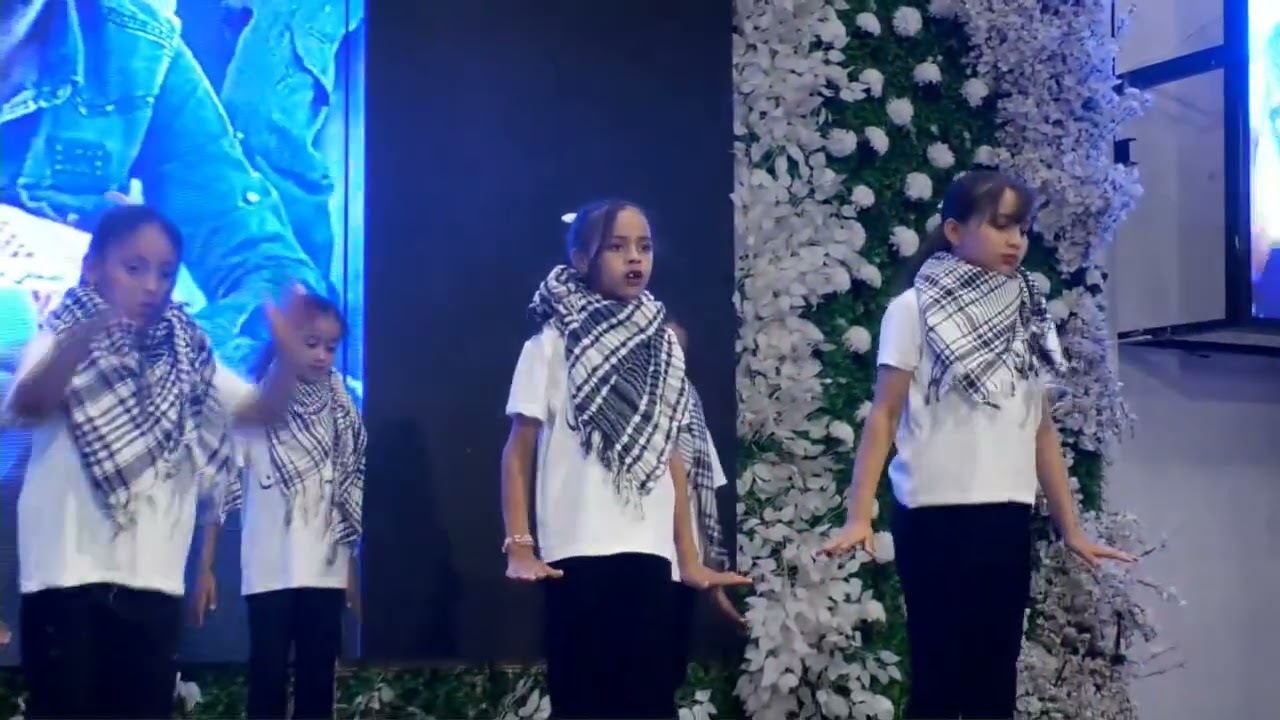 معلش كلو فدا فلسطين 🇵🇸🤍