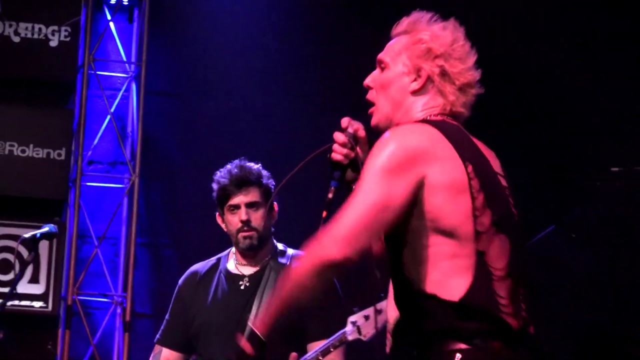 Supla - Garota de Berlim - Kiss FM - Manifesto Bar - 13/12/2019
