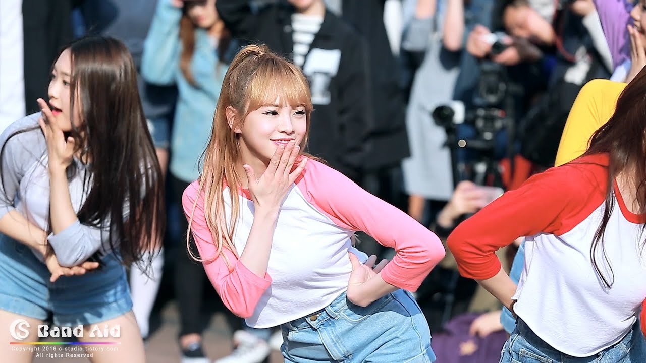 [160402] 오마이걸(OH MY GIRL) 'CUPID' 진이 직캠 By 반창꼬 @ 홍대 게릴라 공연