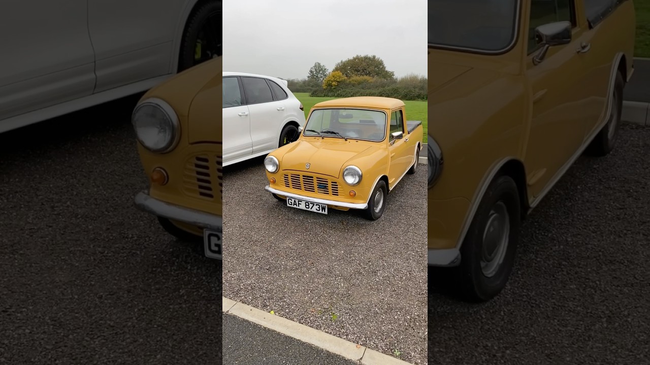 Cool Mini Pickup. #classiccars #carshow #mini #minipickup #oldschool #universecarsevolution