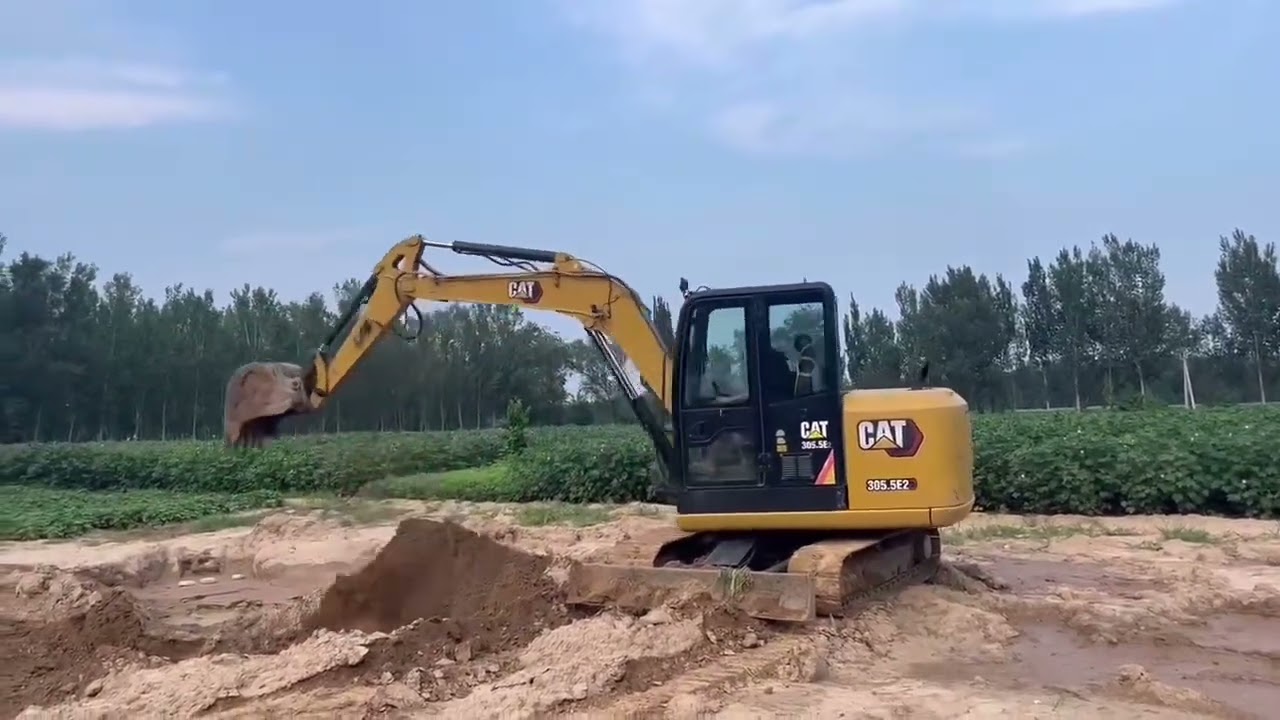 USED CAT 305.5E2 with good condition