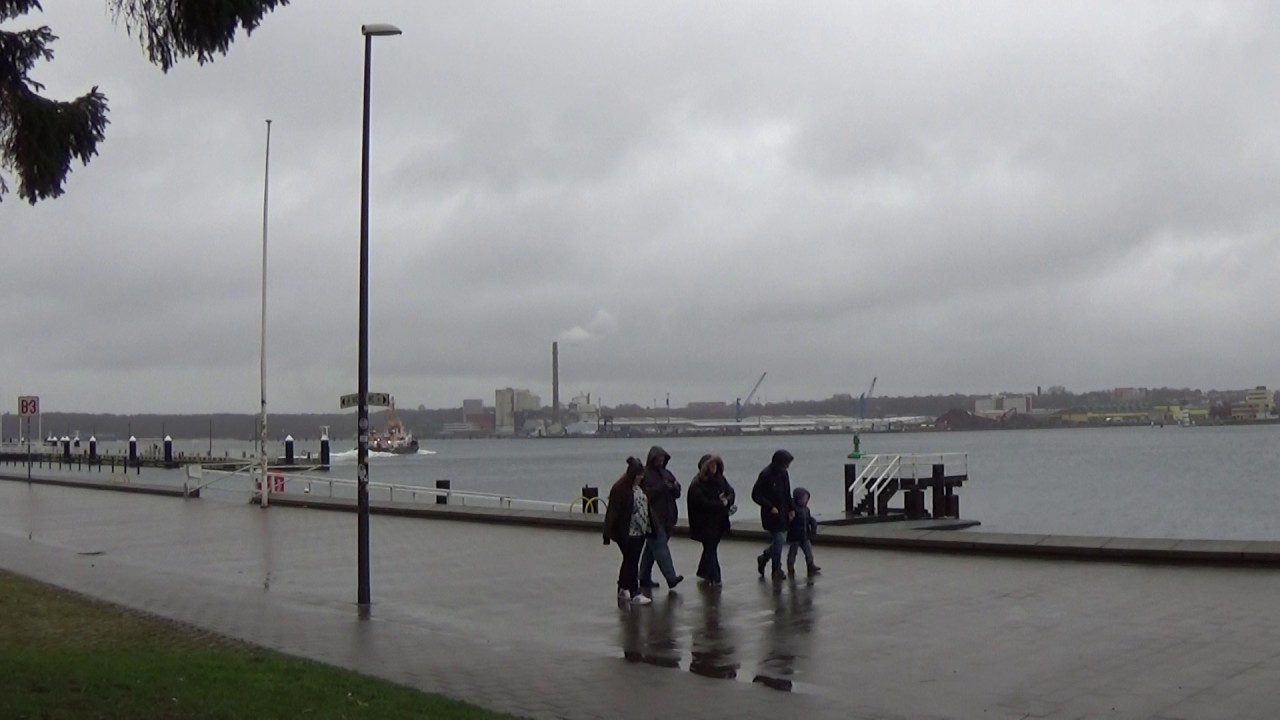 Baltic Sea - 1080p HD Relaxing SLEEP Meditation AMBIENT SOUND Sea-City SCREENSAVER Rain NO LOOP