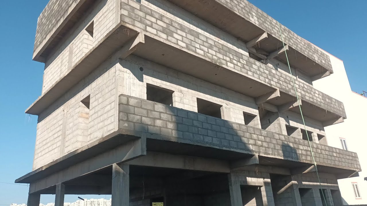 3 story building 