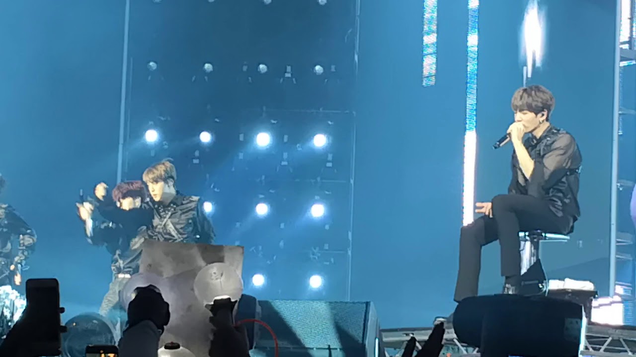 181010 BTS Love Yourself Tour in London Day 2- Fake Love