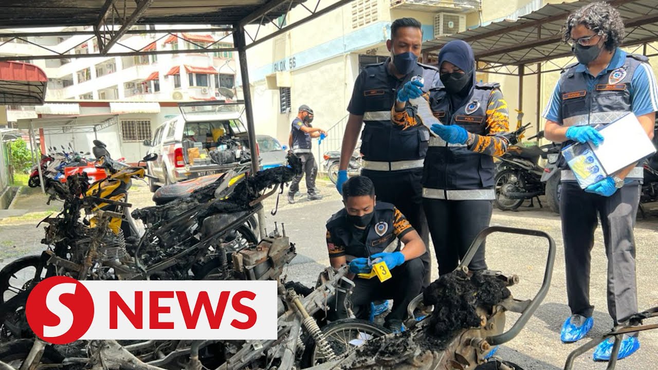 Ten vehicles destroyed during early morning fire in Jelutong