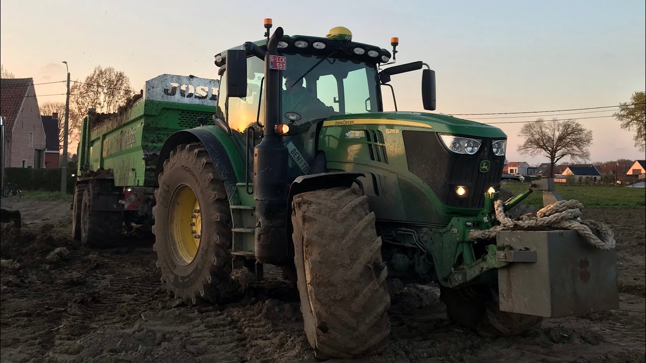 Spreading manure | John Deere 6215R  | Joskin Ferti-Space2 Horizon | Loonwerken puttemans | Tops