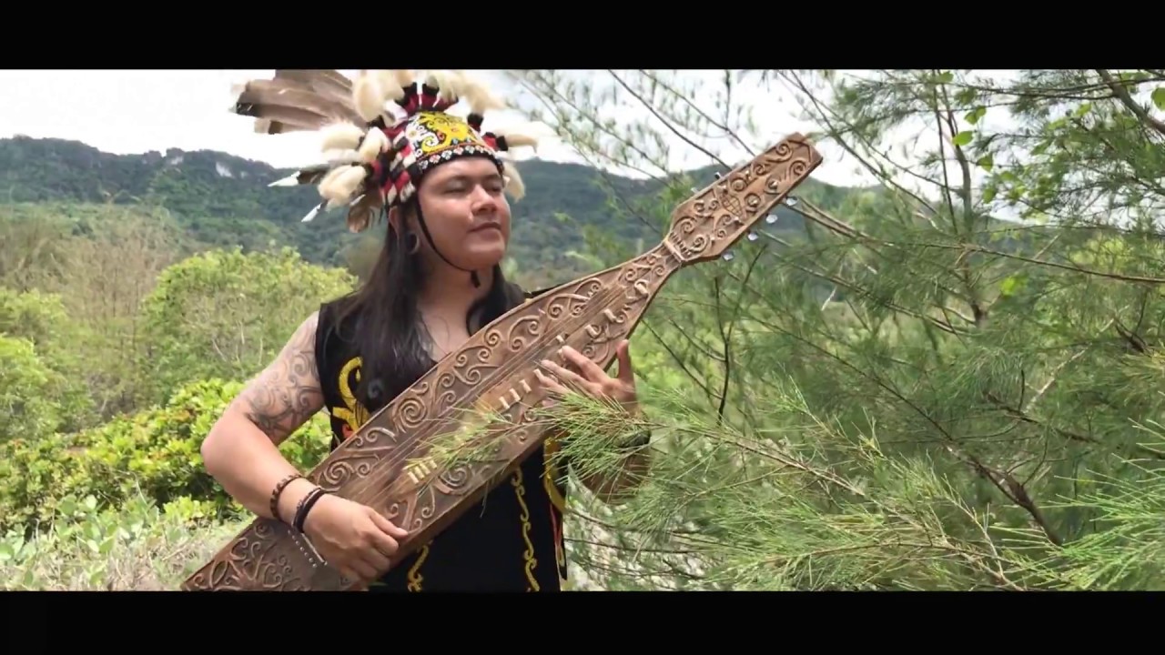 Sape' Urau Kawa - Uyau Moris [Official Music Video]